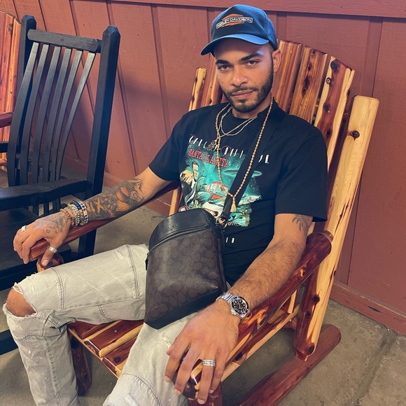 Meet your Posher, Unifiedbeings - Picture 2 of 2